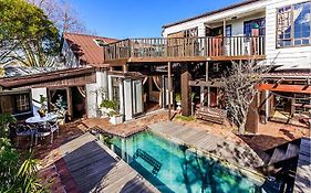 Harfield Guest Villa